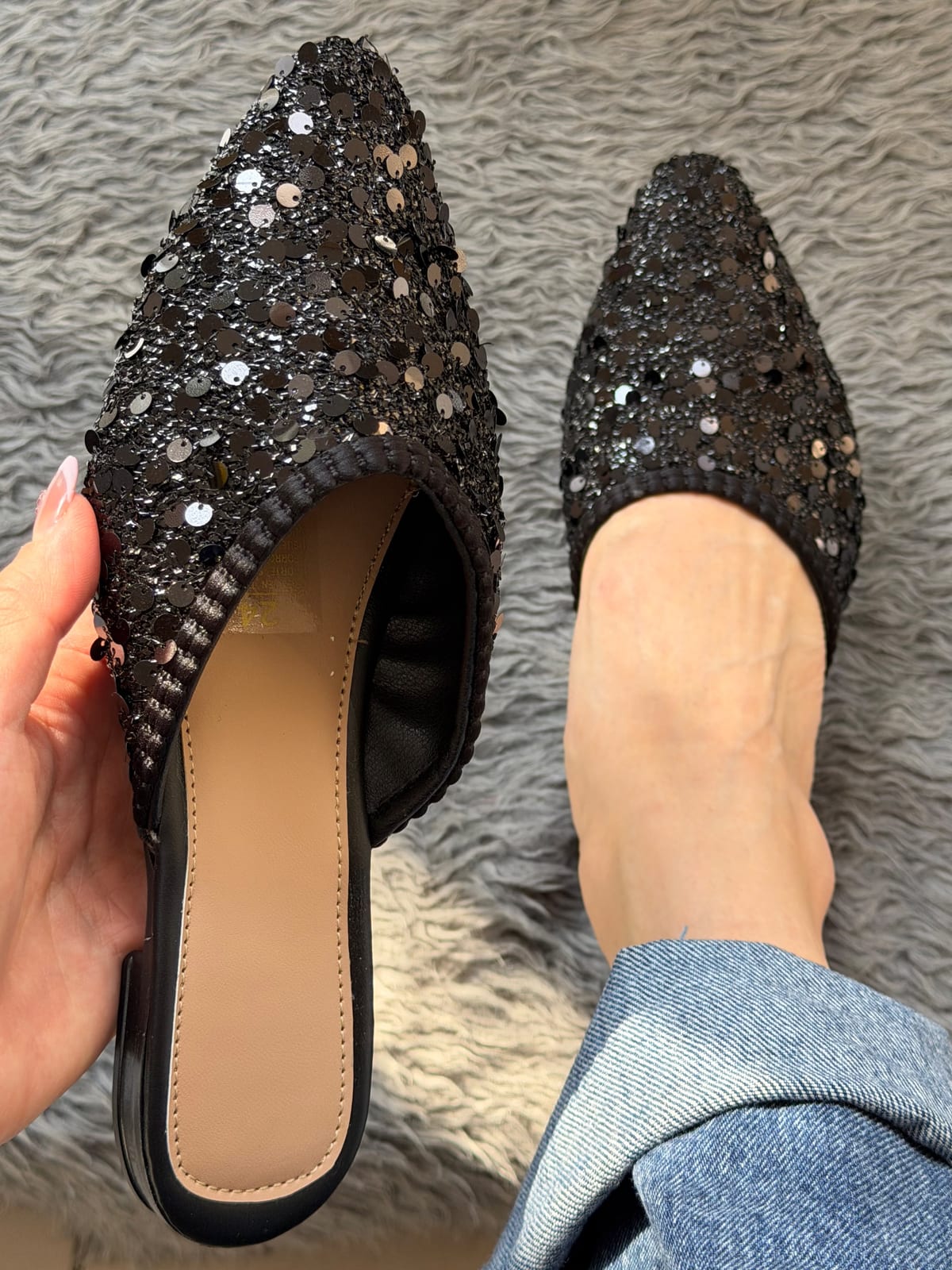 Flat picudo brillosos - Negro