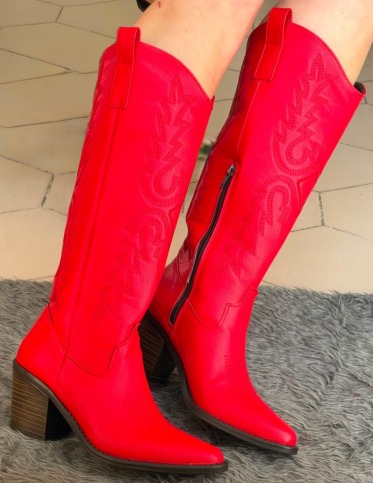 Bota vaquera alta bordado - Rojo