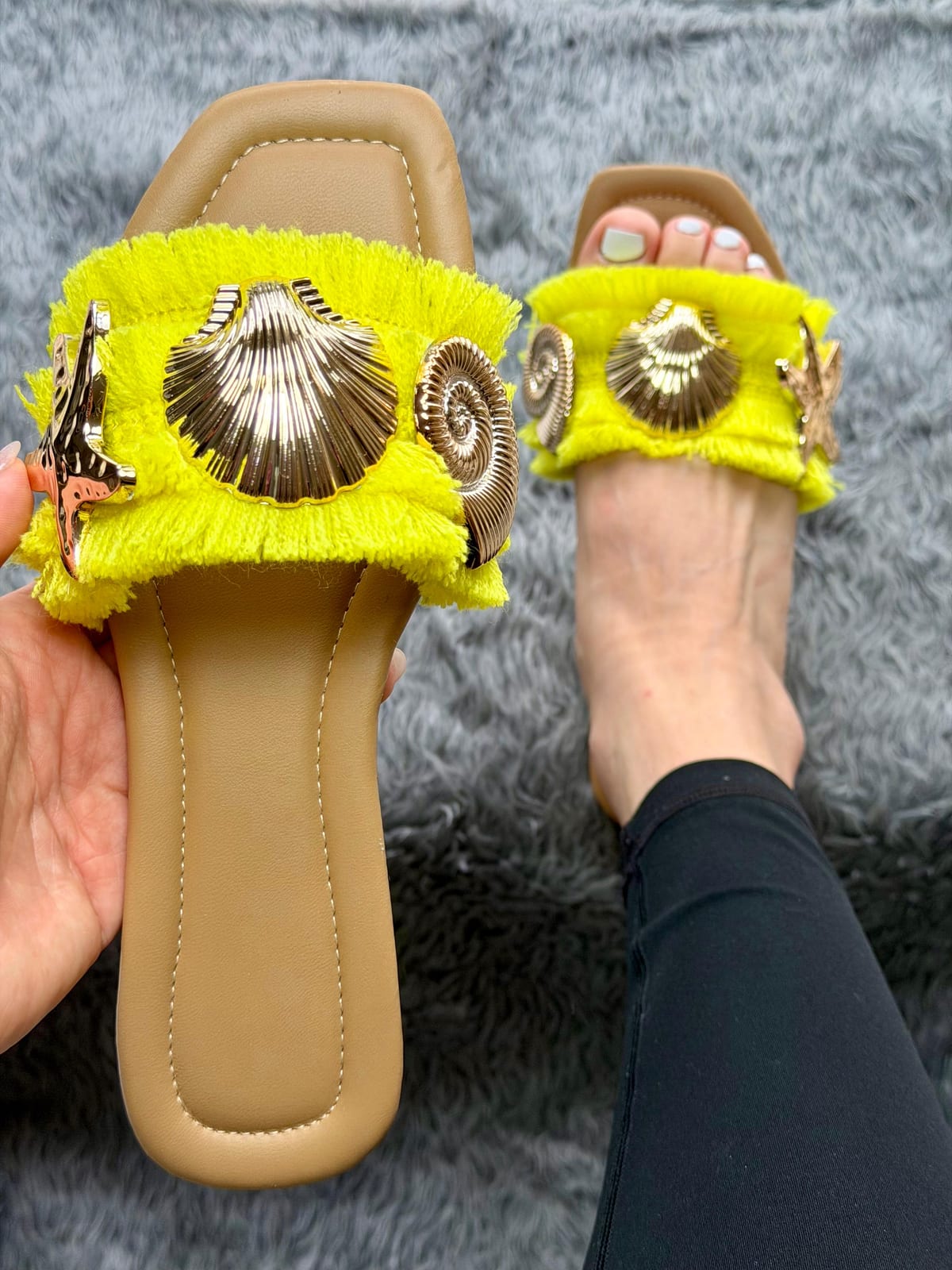 Sandalia conchas big - Amarillo
